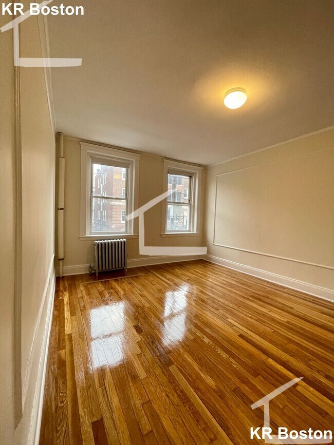 7 Vinal St
