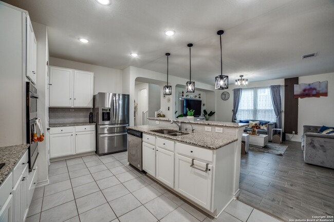 Photo - 15323 Danae Bnd