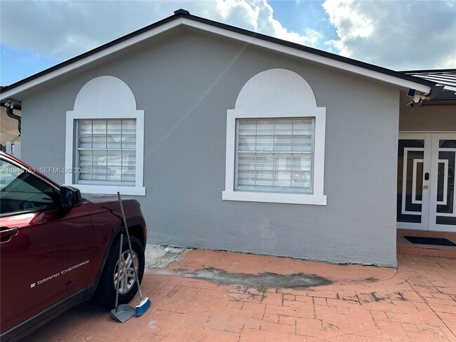 Photo - 14562 SW 172nd Ln