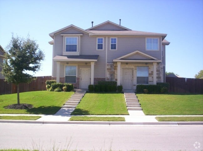 Building Photo - 13704 Harris Ridge Blvd Rental