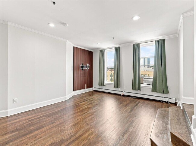 Photo - 1115 Willow Ave Unit 401