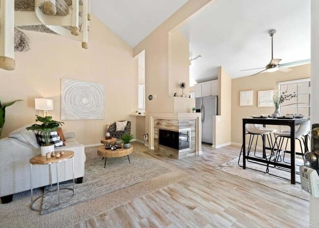 7319 Calle Cristobal