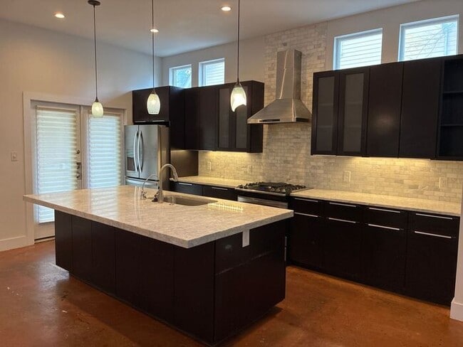 Photo - 3BR/2.5BA w/ Fenced Yard + Assigned Parking in Austin, TX