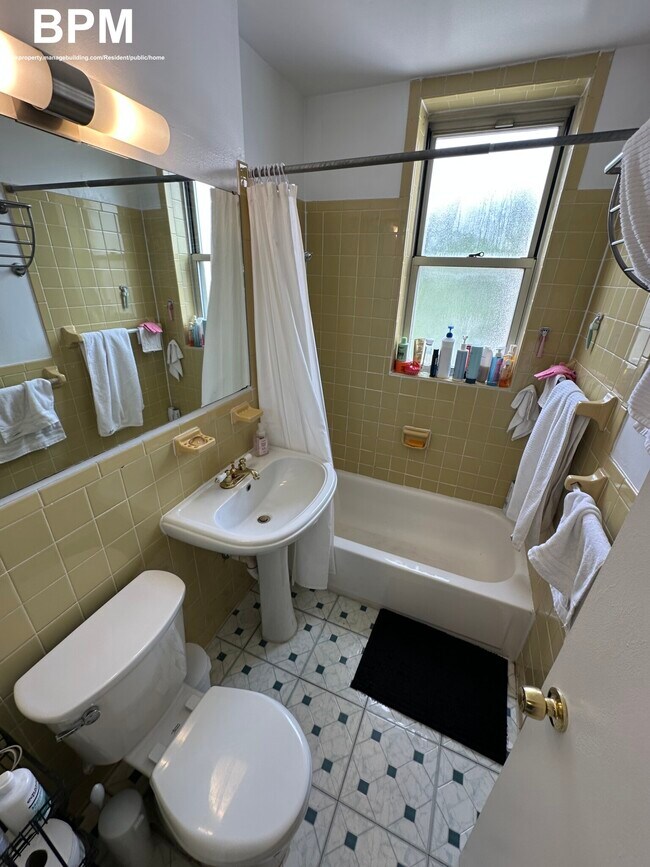 Photo - 20 Colborne Rd