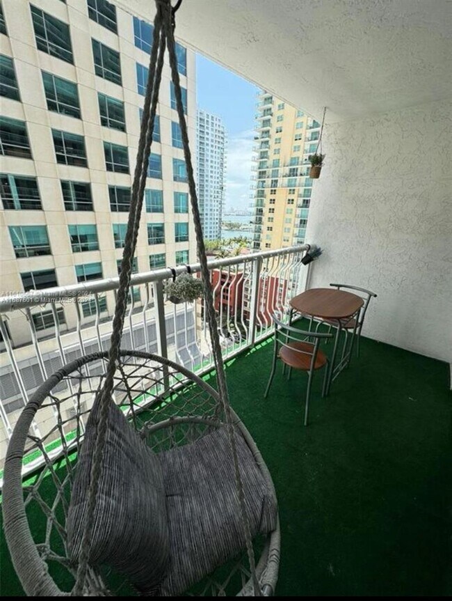 Photo - 1200 Brickell Bay Dr Unit 1610