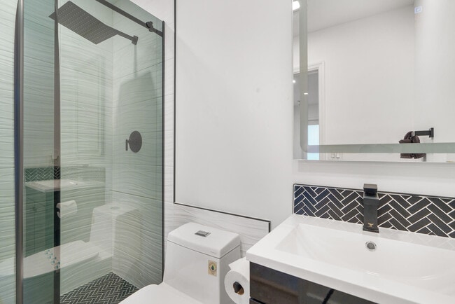 Photo - 2425 NE 25th Pl Unidad ID1018204P