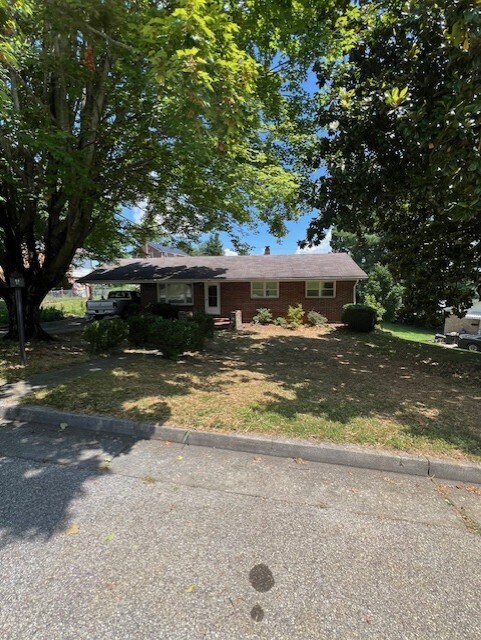 Photo - 803 Dundee Dr House
