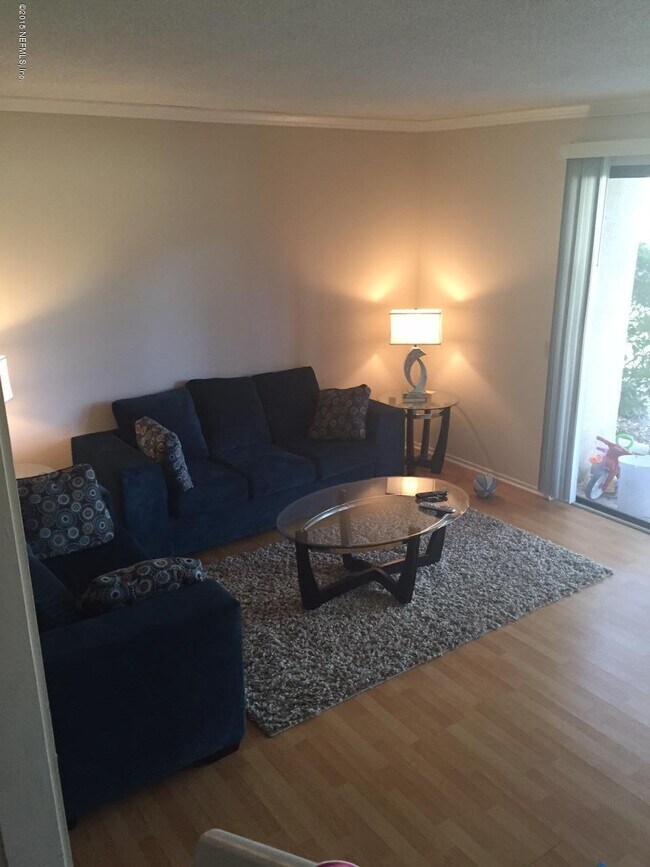 7703 Las Palmas Way Unit 176