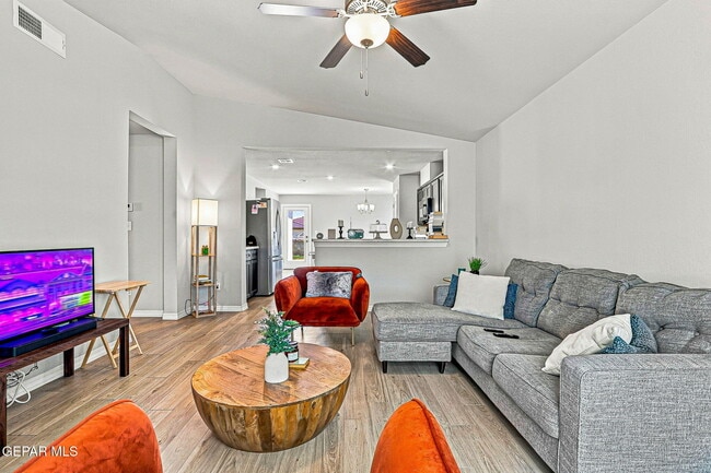 Photo - 14552 Mescal Bean Ct