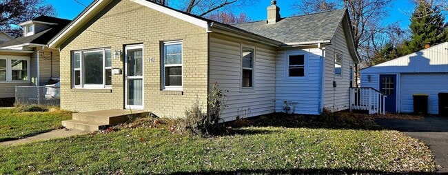 Building Photo - Loves Park 3 bedroom