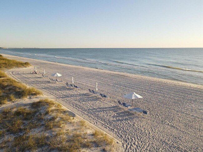 Photo - 3607 E Bay Dr Unit 206