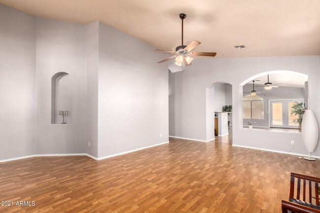 Photo - 3008 N 83rd Pl