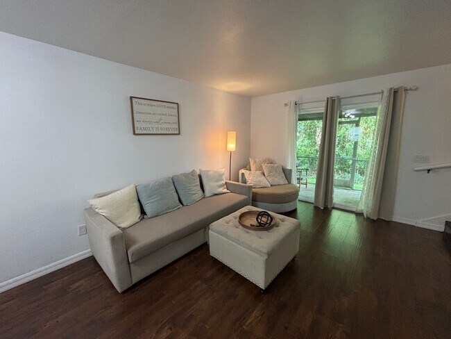 1023 NE 2nd St Unidad -2