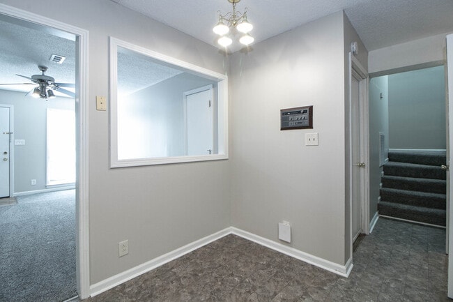 Photo - 3055 Woody Ln