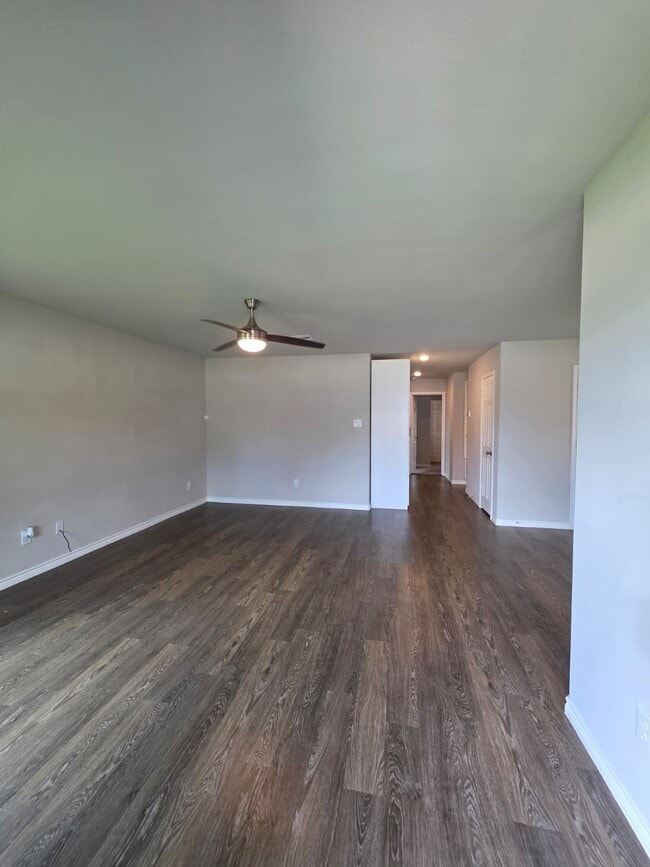 Photo - 1403 W Virginia St