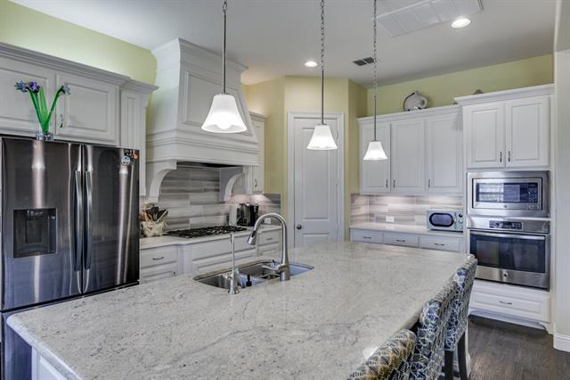 Photo - 1121 Lone Ivory Trail