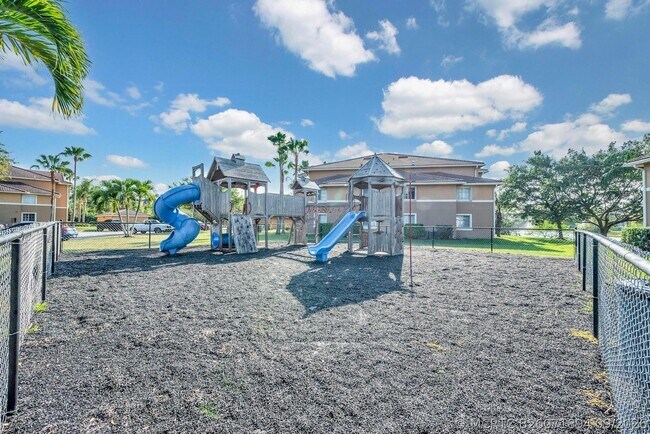Photo - 3738 NW Mediterranean Ln Unit 305