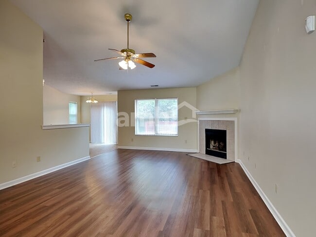 Photo - 17023 Puntledge Dr