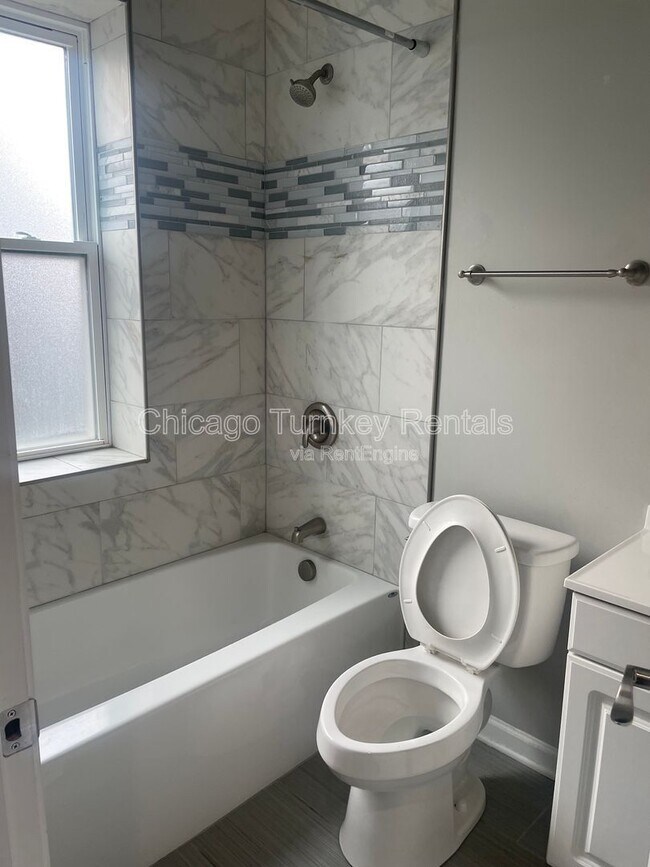 Photo - 2822 W 25th St