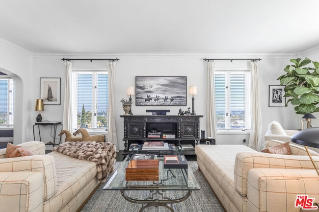 Photo - 1424 N Crescent Heights Blvd Unit 51