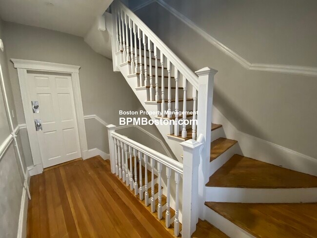 Photo - 39 Harwood St Unit 2