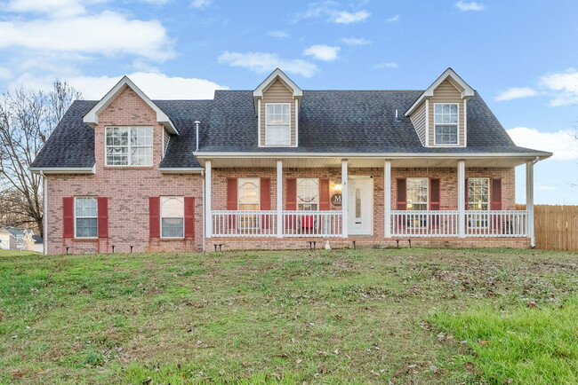 Building Photo - 1700 Cedar Springs Cir