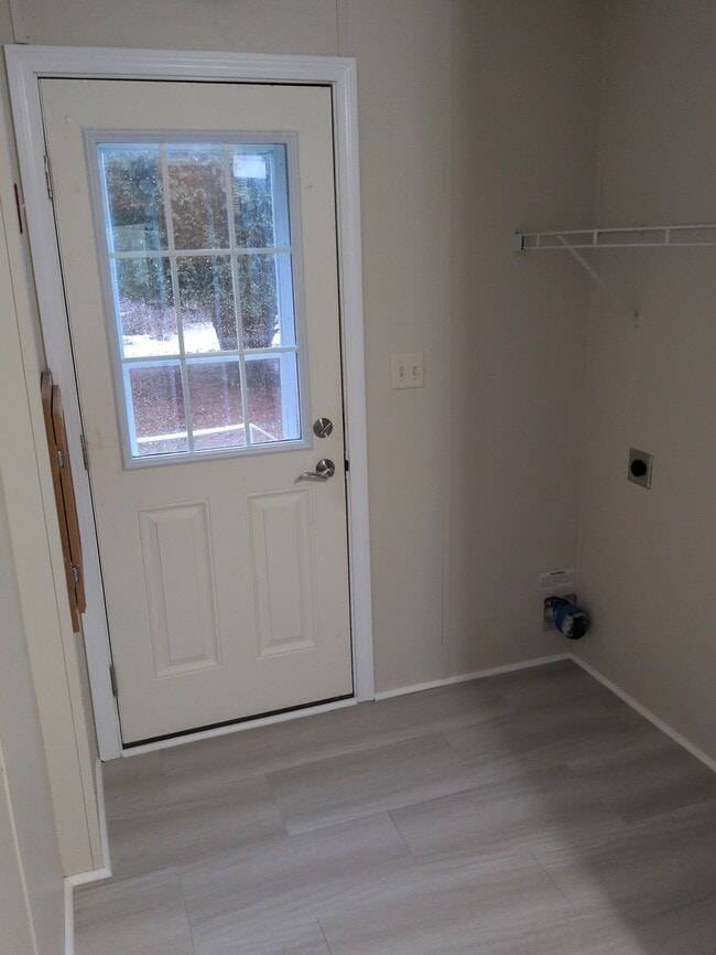 Photo - 36 W Road Park