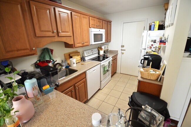 804 Centre St Unit 307