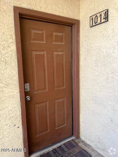 Building Photo - 2121 W Royal Palm Rd Rental