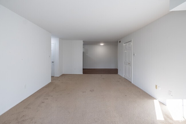 2BR, 1BA - 782SF - Living Room - Lamplight Village Apartments