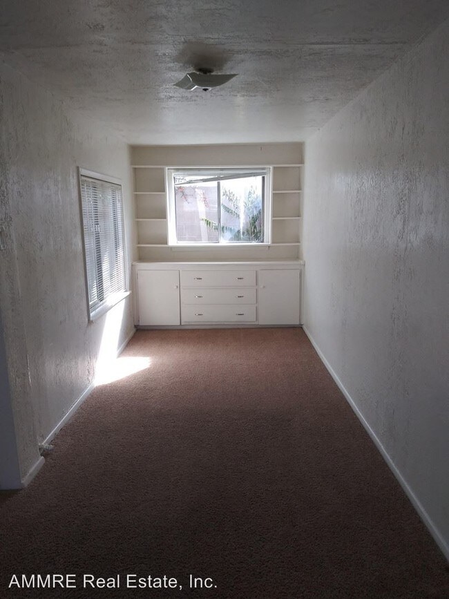 Photo - 2 br, 1 bath House - 4700 Marble Ave NE