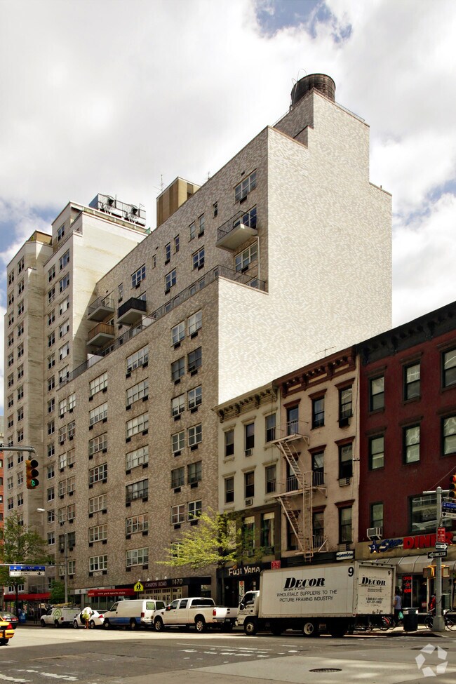 Primary Photo - 1470 First Ave Apartments
