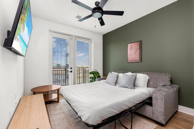 Photo - 1116 Gramercy Ln Unit ID1312611P