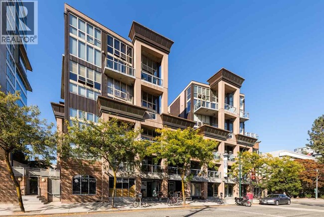 Photo - 1529 W 6th Ave Unit 3XX