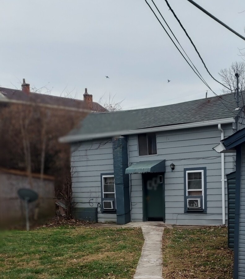 Cottage - 413 Locust St Unit apartment3