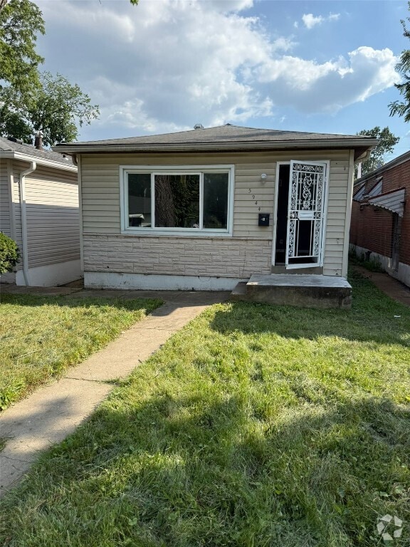 Building Photo - 5944 Laura Ave Rental