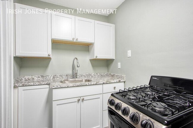 Photo - 62 Park St Unit Apt. 3(Upper rear)