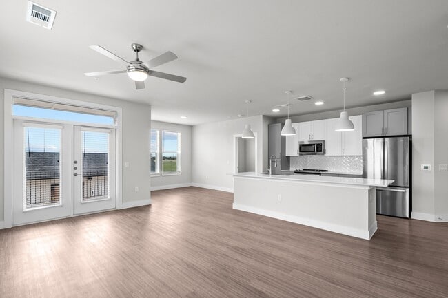 Lenox Bayside