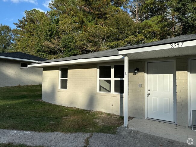 Building Photo - 3557 Fair St Unit A Rental