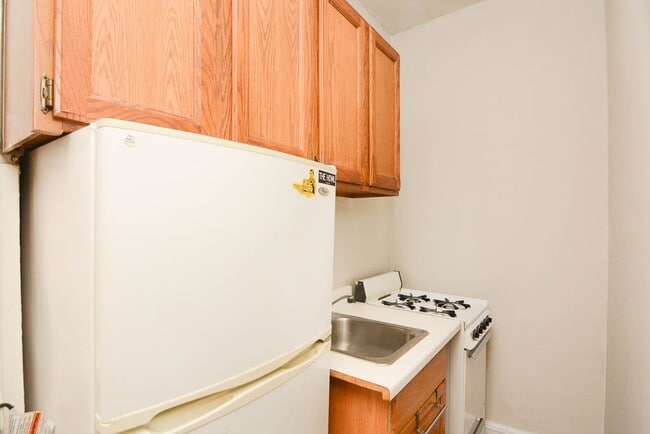 Photo - 2849 N Burling Unit 803