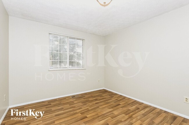 Photo - 3045 Breed Dr