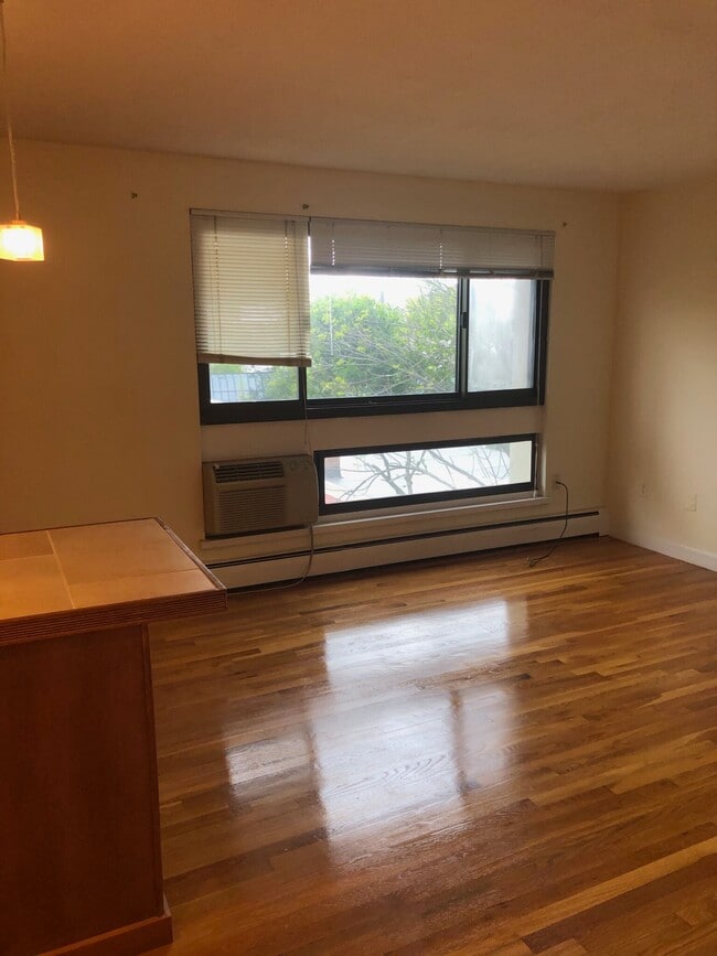 Photo - 83 Trowbridge St Unit 72