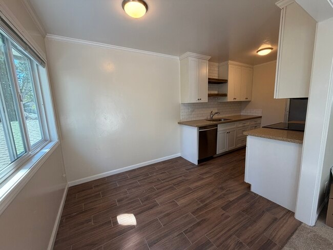 Photo - 1164 Clinton St Unit Apartment #2