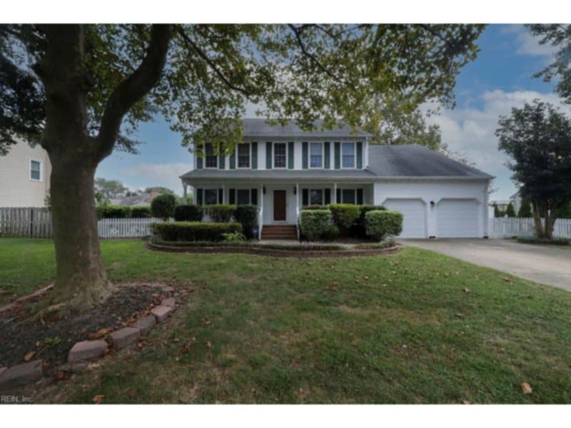 Photo - 1088 Heatherwood Dr House