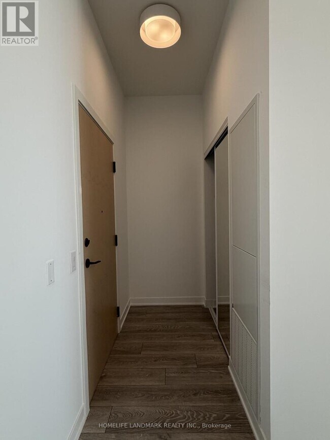 Photo - 10 Oak St