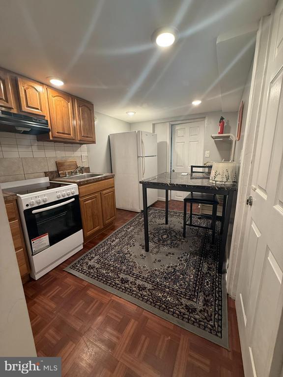 Photo - 7547 Beverly Rd