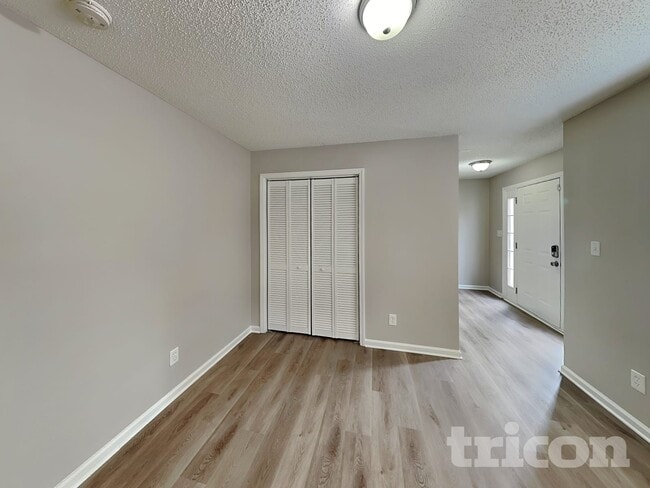 Photo - 7019 Hunter Gln Dr