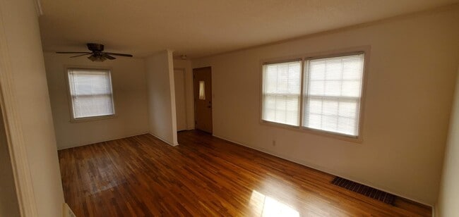 Photo - Charming 2 Bedroom Home for Rent in Richfield!