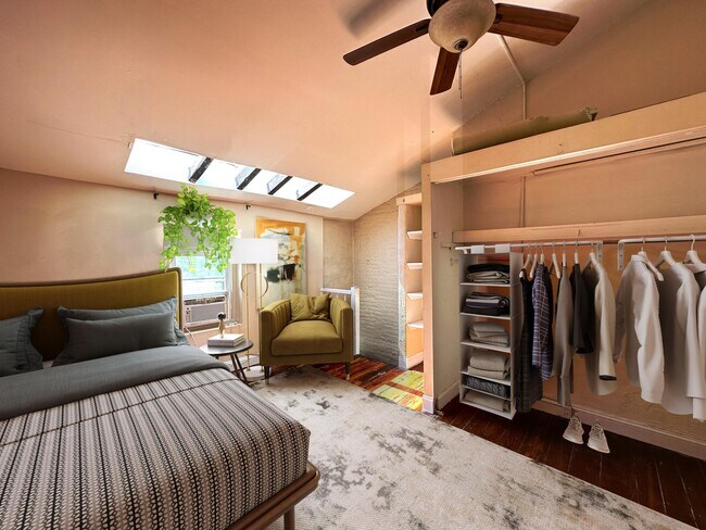 Photo - 623 American#F