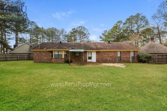 Photo - AVAILABLE NOW!! NO APP FEE!!